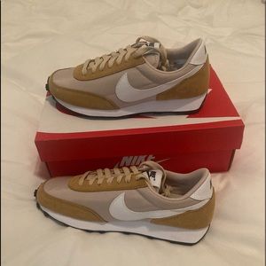 Brand New Nike Daybreak Shoes in Tan